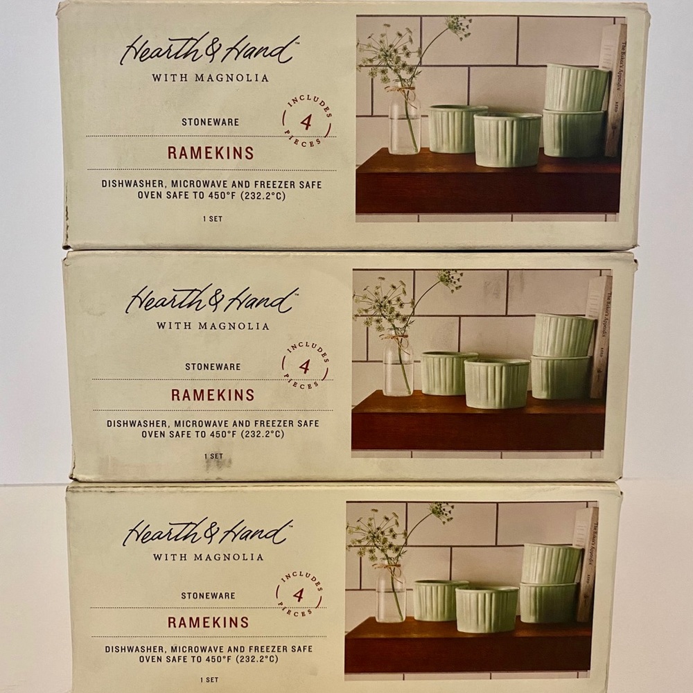 Hearth & Hand with Magnolia 4 Piece Set.